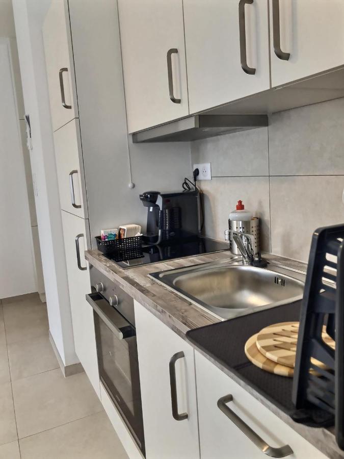 Kresidence - Appartements Saint-Louis Экстерьер фото