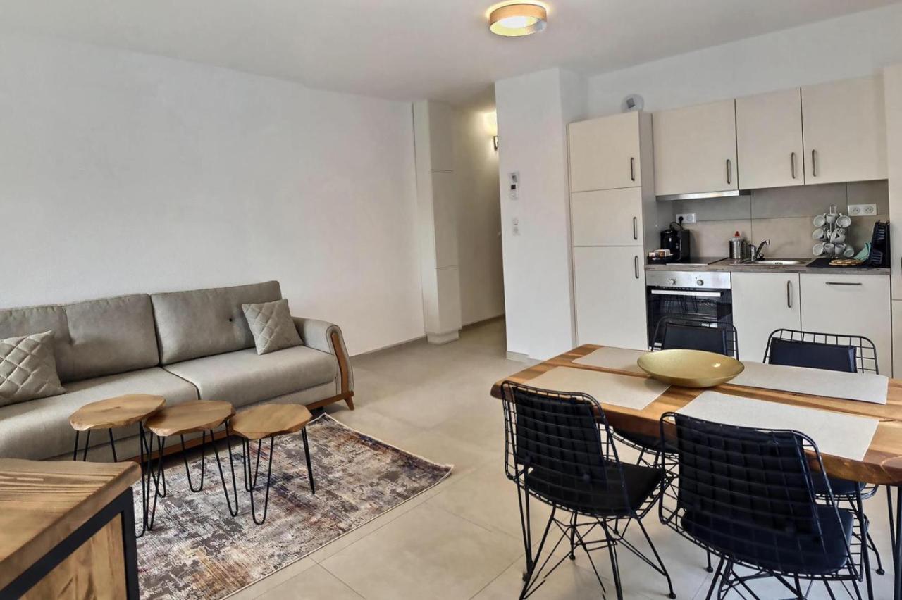 Kresidence - Appartements Saint-Louis Экстерьер фото