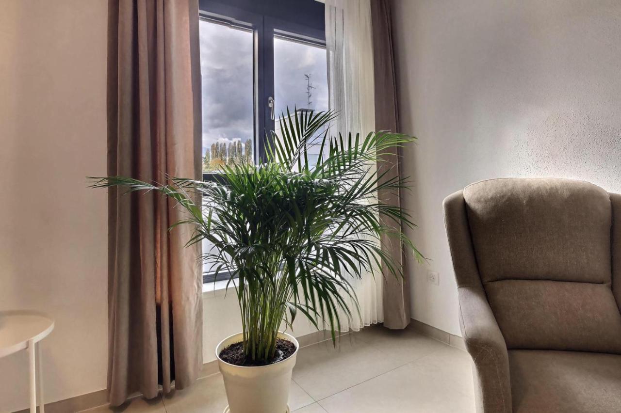Kresidence - Appartements Saint-Louis Экстерьер фото