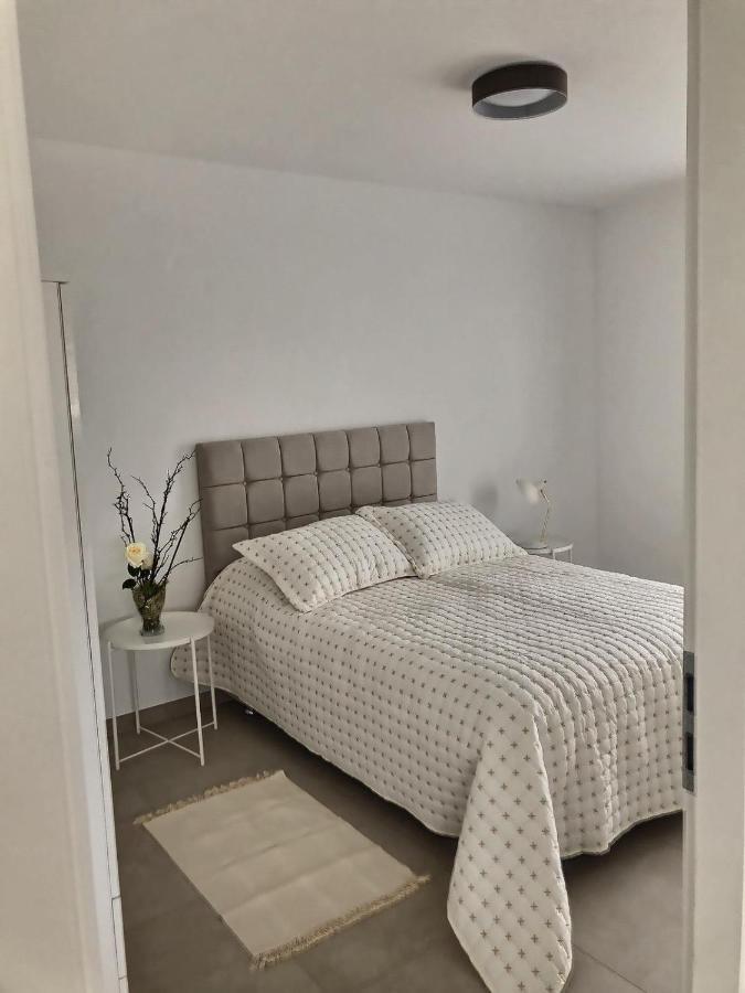 Kresidence - Appartements Saint-Louis Экстерьер фото